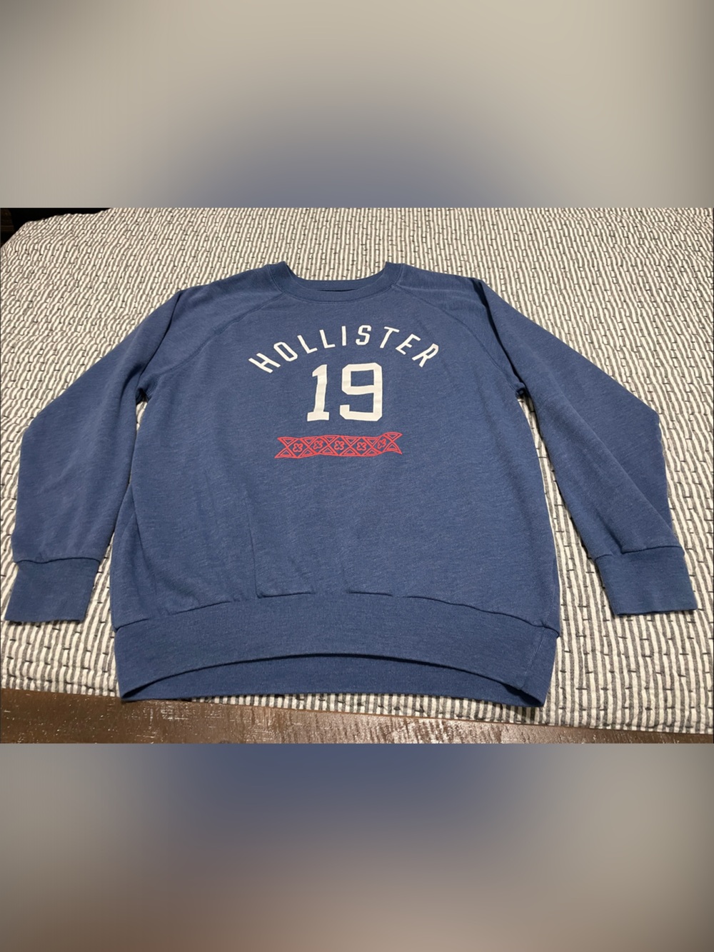 Hollister Navy Blue Pullover Sweatshirt with Red Graphic '19'